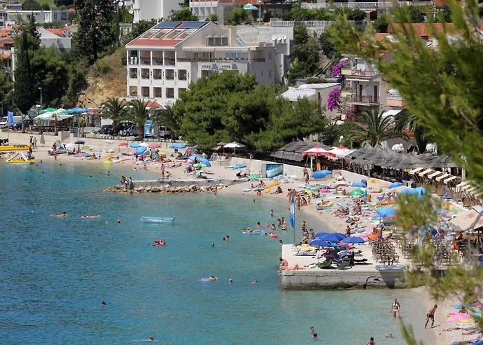 And By The Sea Podgora, Makarska - 11894 Penzion